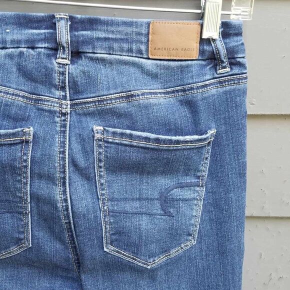 American Eagle Distressed Curvy Super Hi Rise Jeggings size 4 - Picture 8 of 12